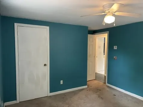 60 Heath Street Newton NH 03858