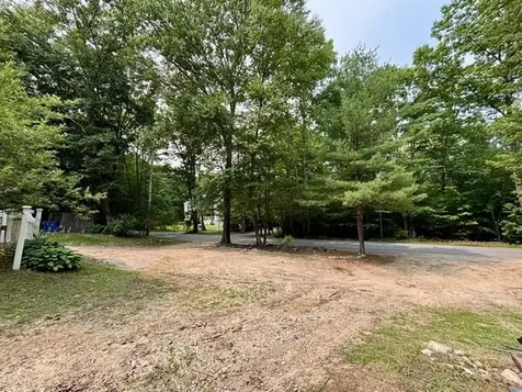 60 Heath Street Newton NH 03858