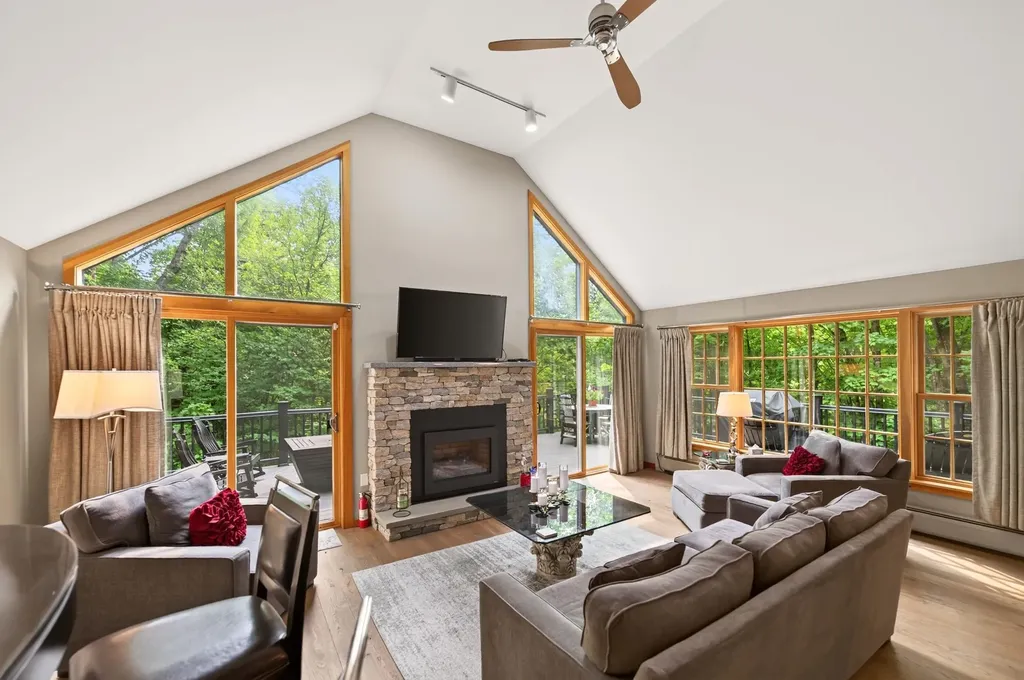 11 Stone Ridge Loop Dover VT 05356