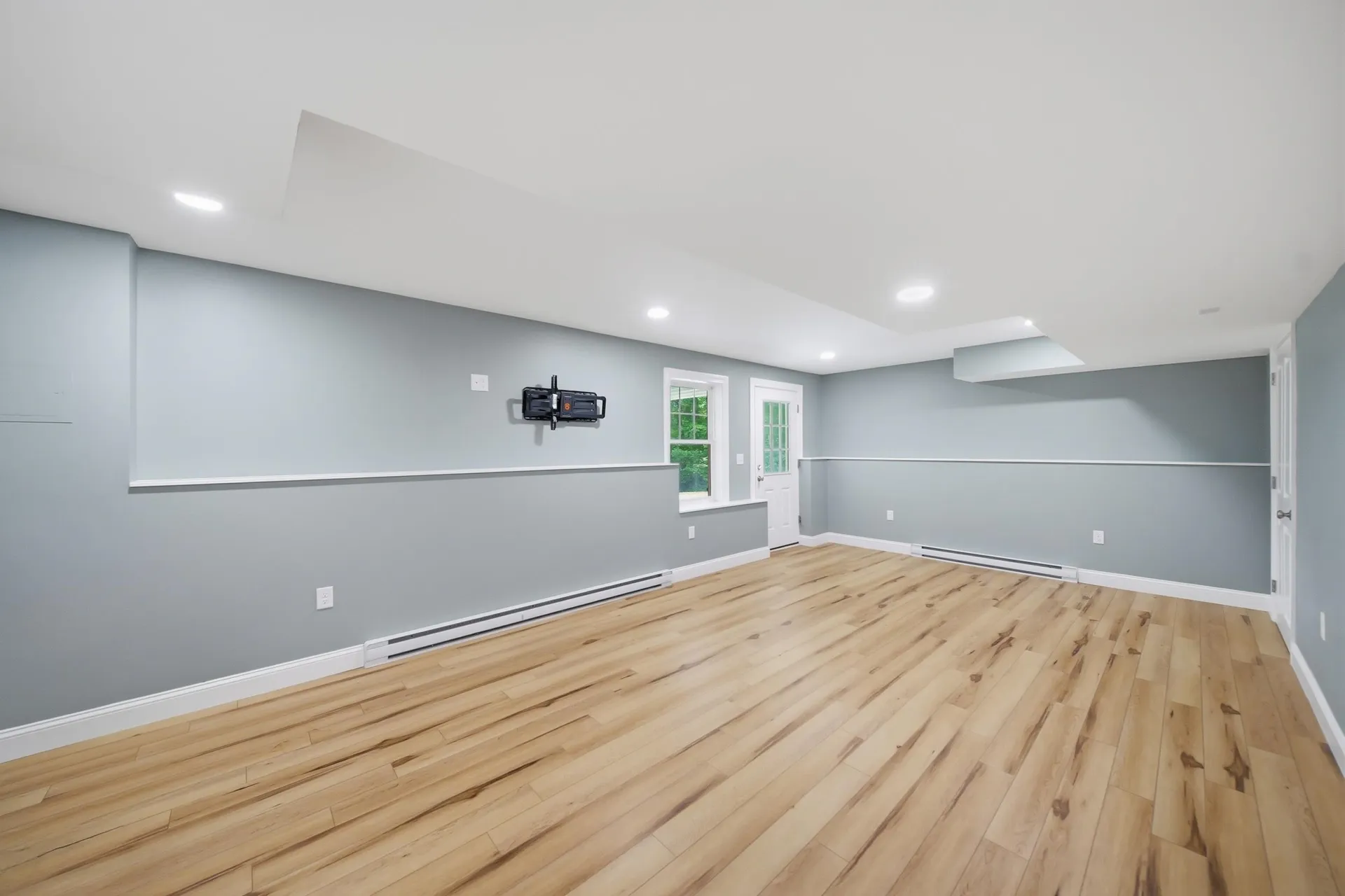 15 Newtown Plains Road Lee NH 03861