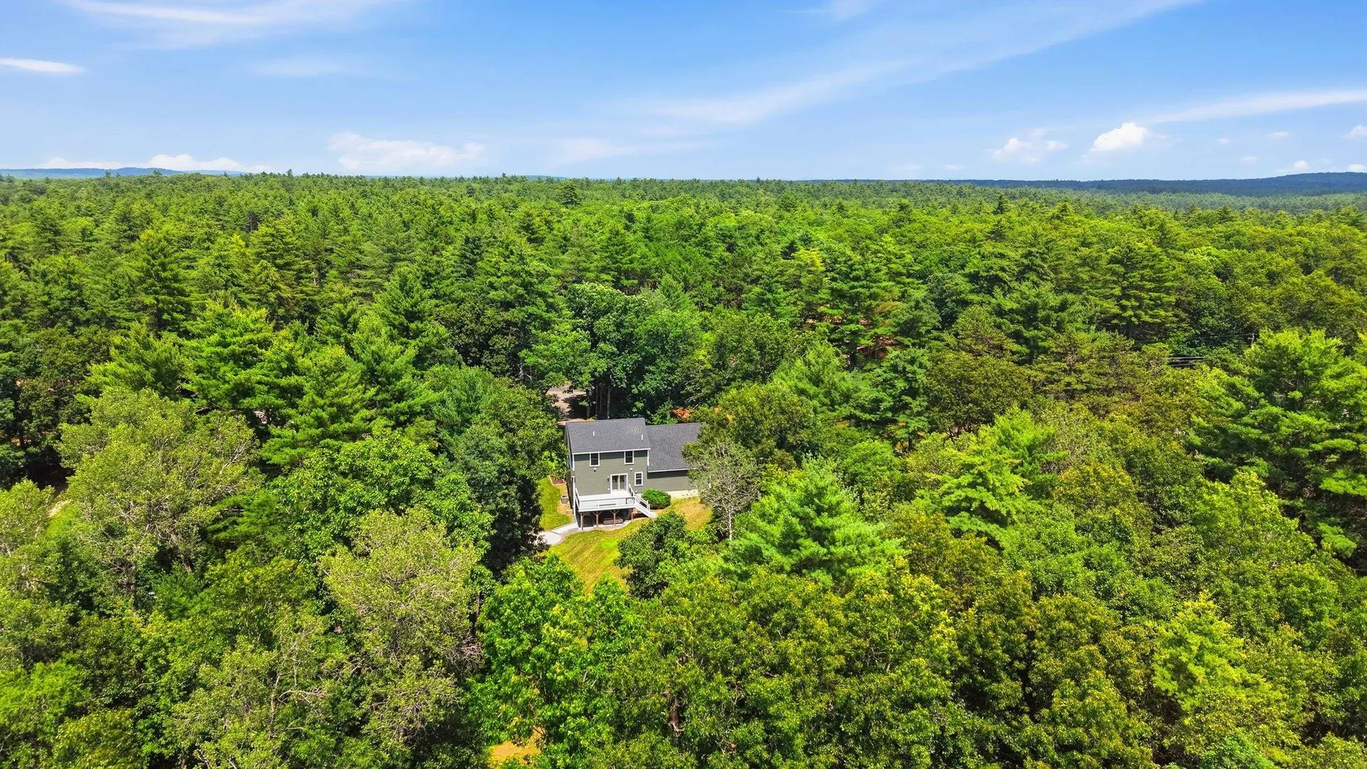 15 Newtown Plains Road Lee NH 03861