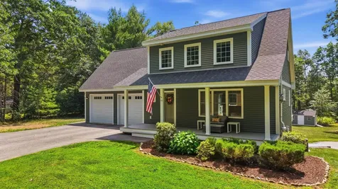 15 Newtown Plains Road Lee NH 03861