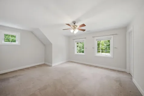 15 Newtown Plains Road Lee NH 03861