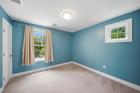 15 Newtown Plains Road Lee NH 03861