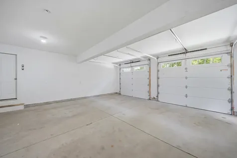 15 Newtown Plains Road Lee NH 03861