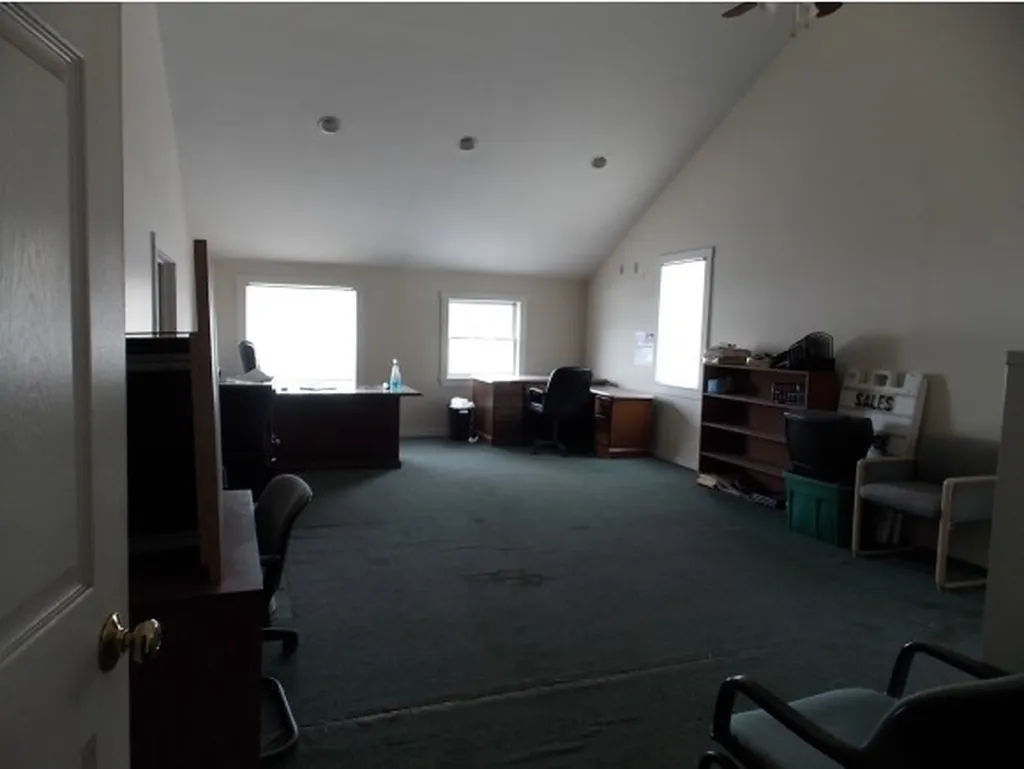 6 Farrarville Road Belmont NH 03220