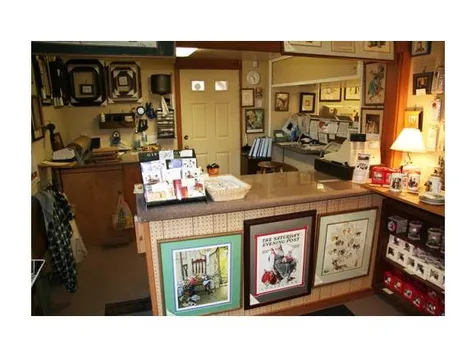 654 Us Route 4 East Rutland Town VT 05701