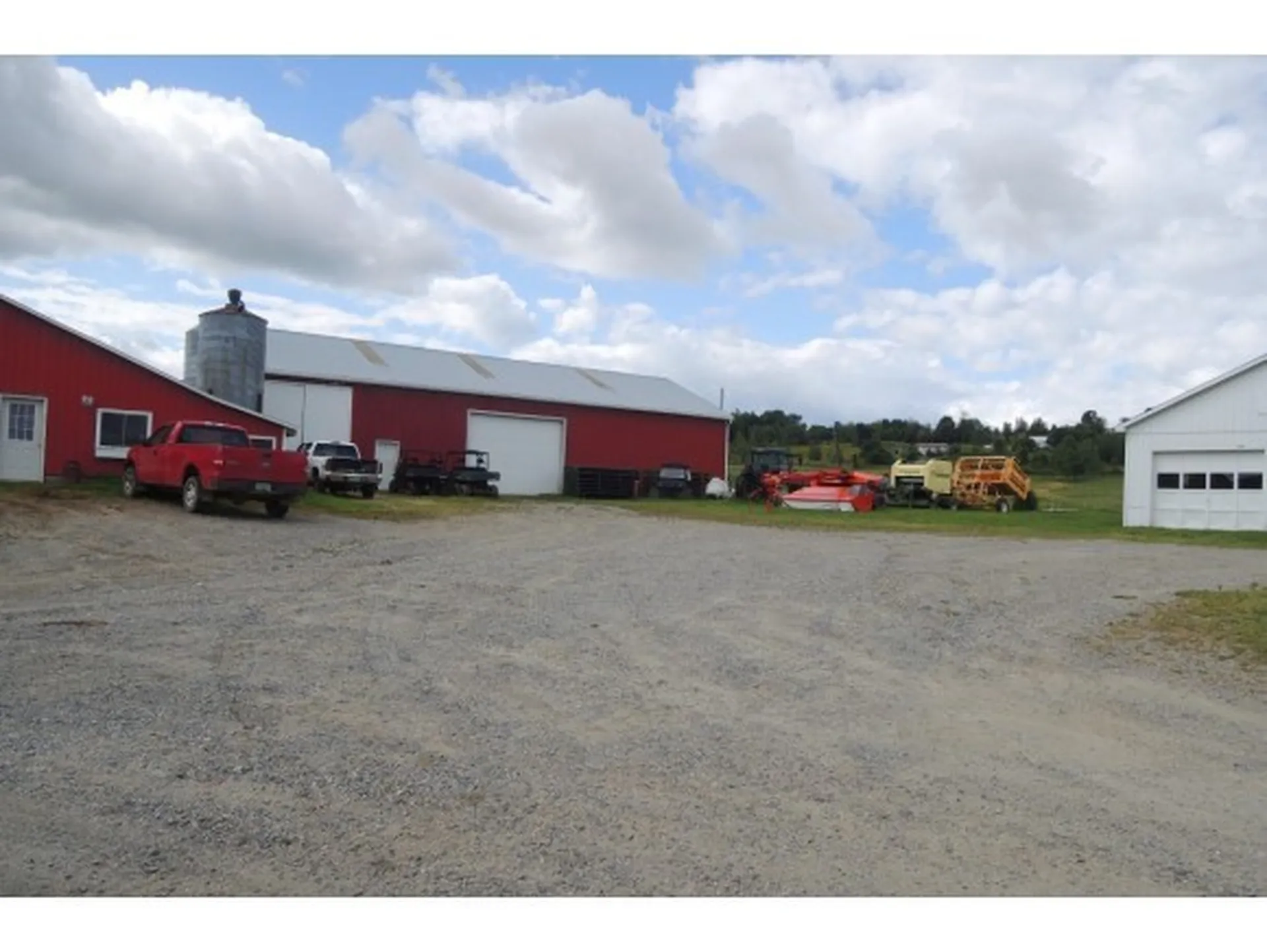 2178 Vt-105 E Troy VT 05859