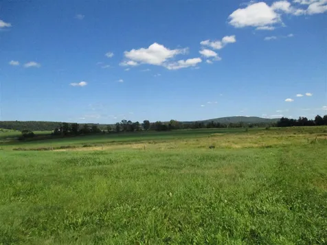 2178 Vt-105 E Troy VT 05859