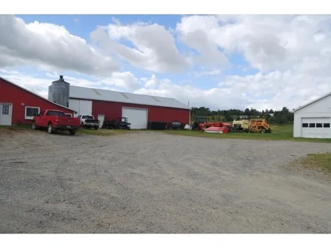 2178 Vt-105 E Troy VT 05859