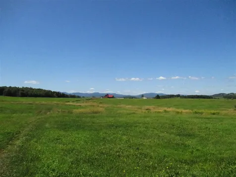 2178 Vt-105 E Troy VT 05859
