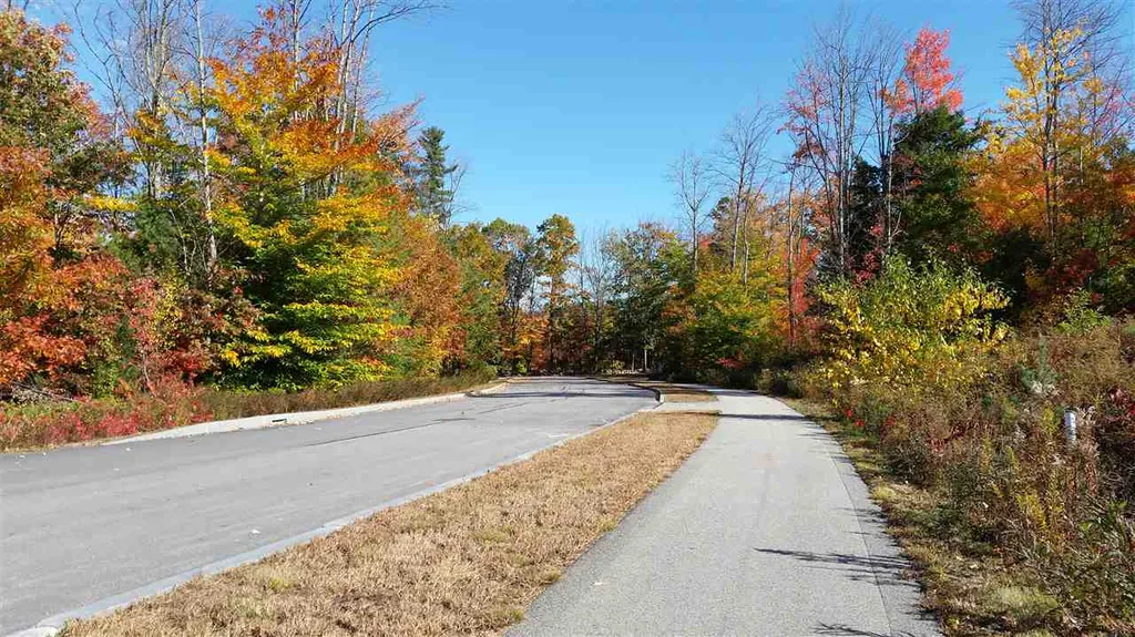 8 Browning Drive Rochester NH 03839