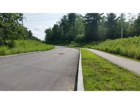 8 Browning Drive Rochester NH 03839