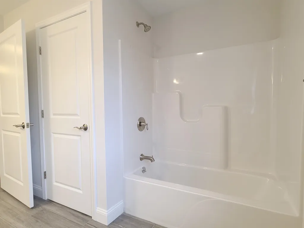 157 Ann Marie Lane Colchester VT 05446