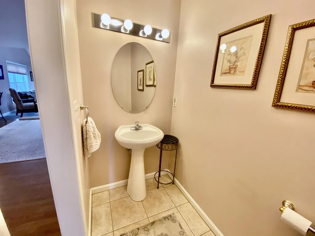 42 Ezras Way Dover NH 03820