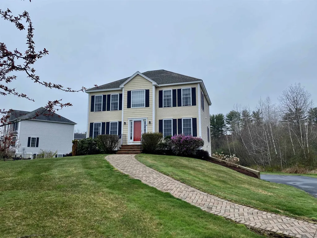42 Ezras Way Dover NH 03820