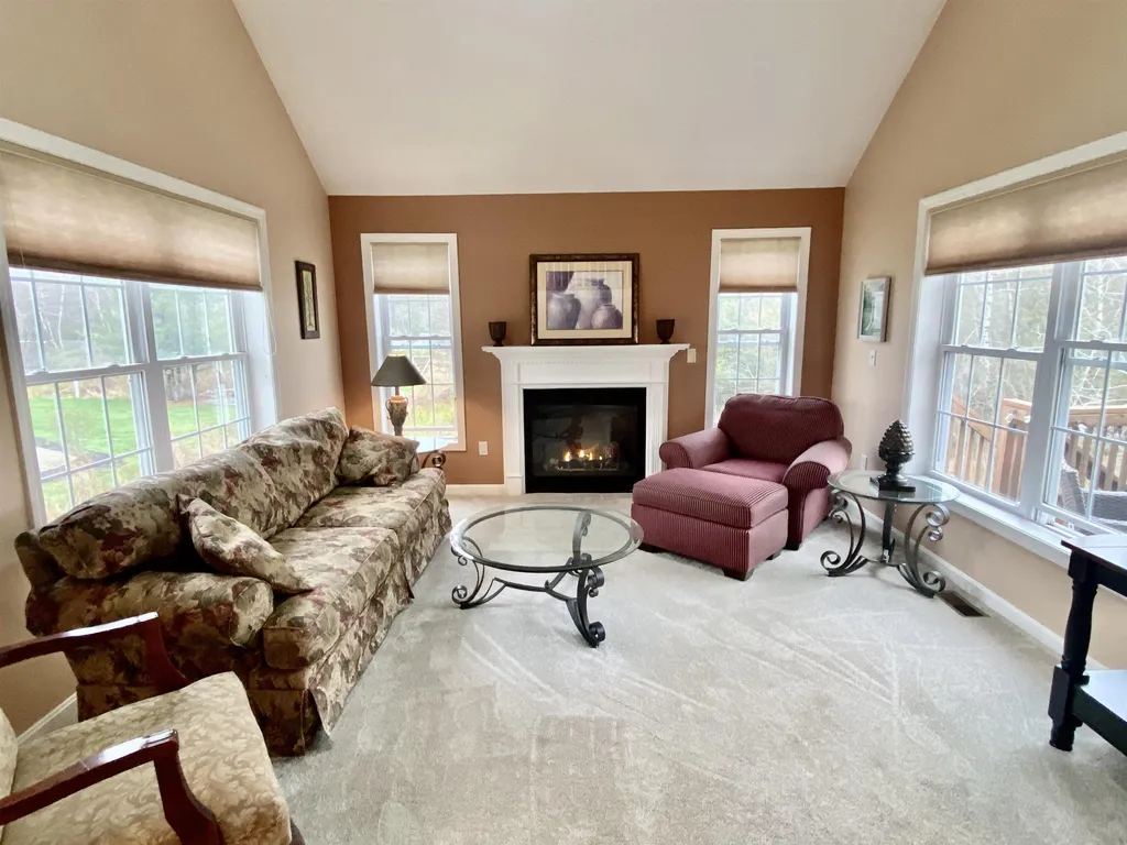 42 Ezras Way Dover NH 03820