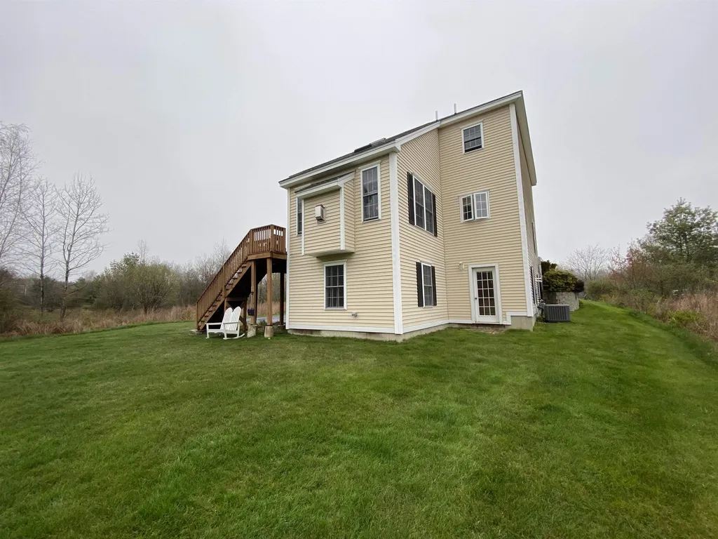 42 Ezras Way Dover NH 03820