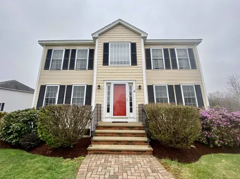 42 Ezras Way Dover NH 03820