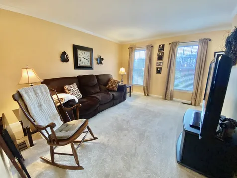 42 Ezras Way Dover NH 03820