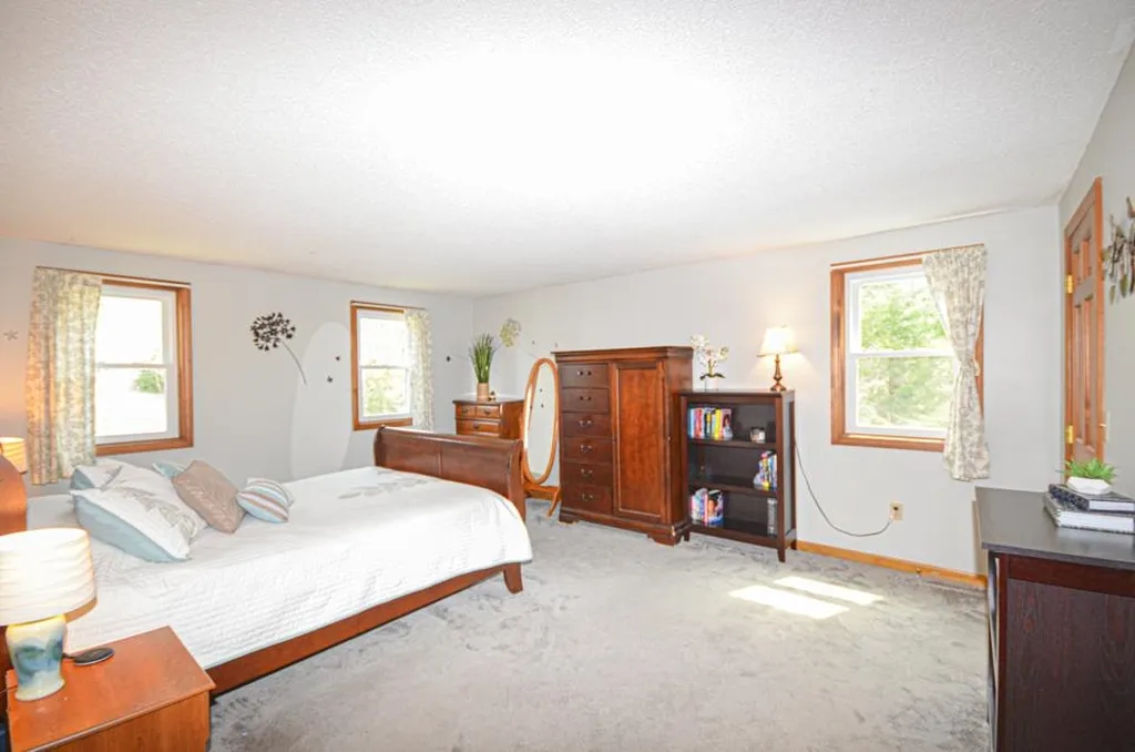 94 Buttonwood Drive Auburn NH 03032
