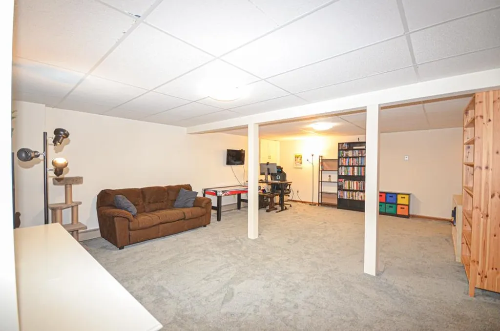 94 Buttonwood Drive Auburn NH 03032