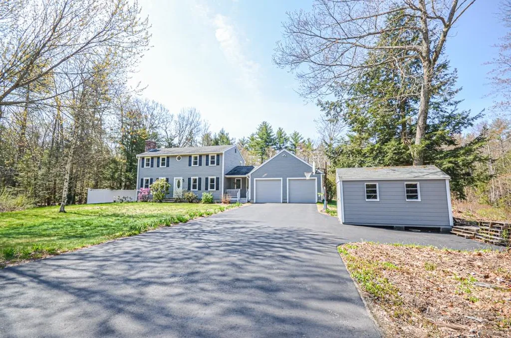 94 Buttonwood Drive Auburn NH 03032