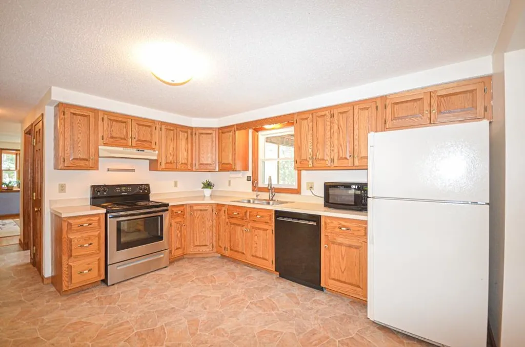 94 Buttonwood Drive Auburn NH 03032