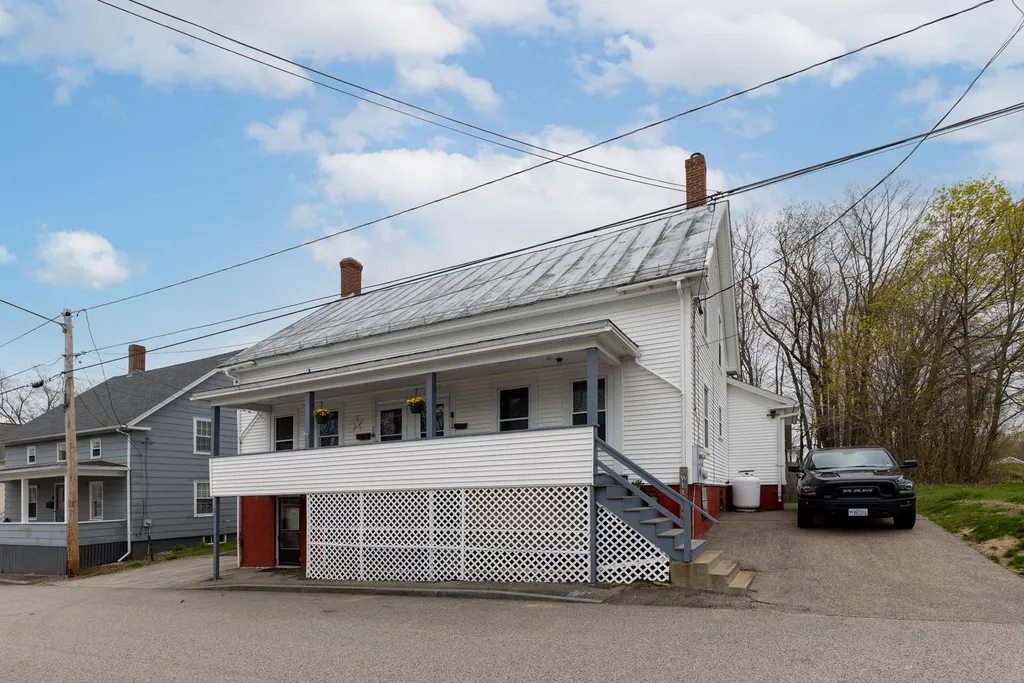 20-22 Mount Auburn Street Somersworth NH 03878