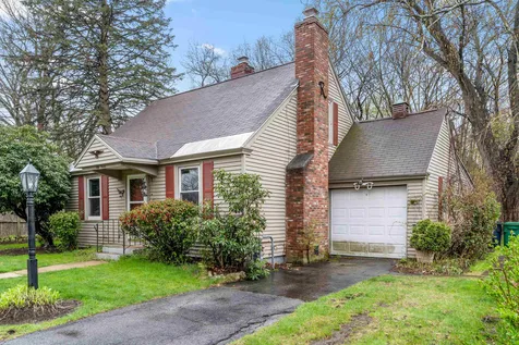 57 Gillis Street Nashua NH 03060