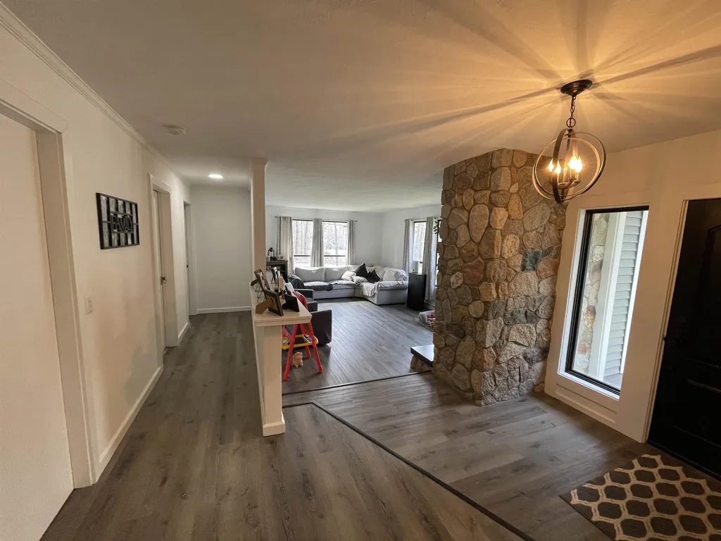 4 Power House Acres Road Shelburne NH 03581