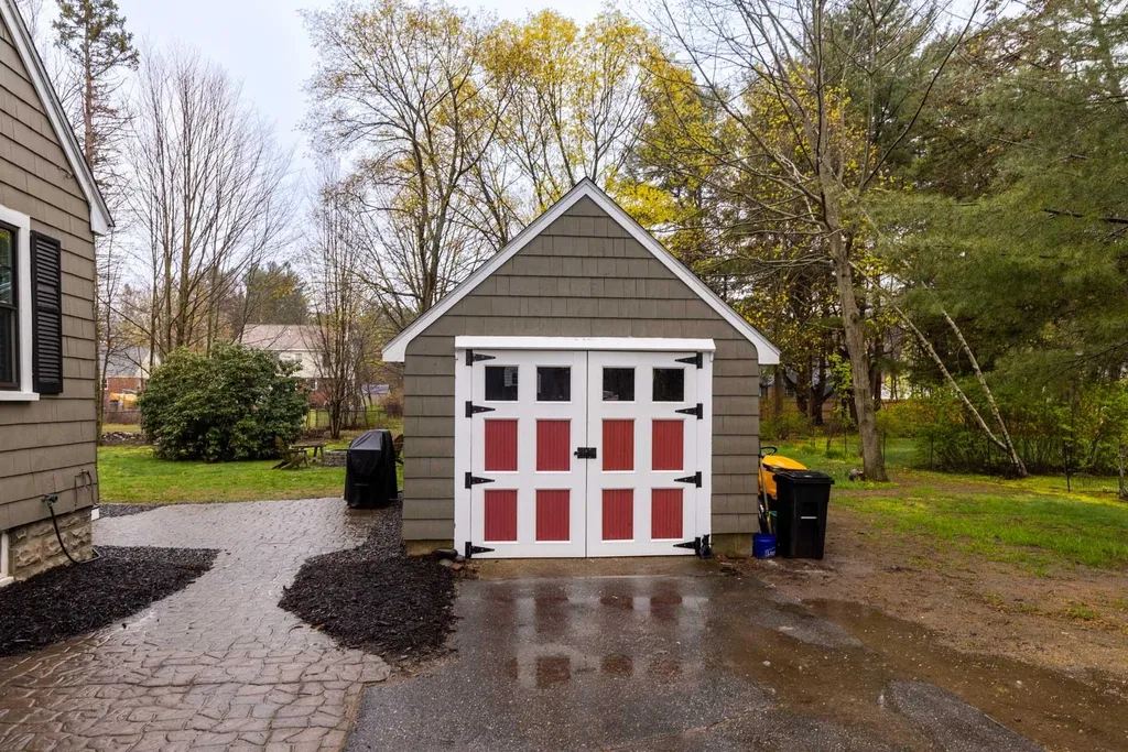 420 Sherburne Road Portsmouth NH 03801