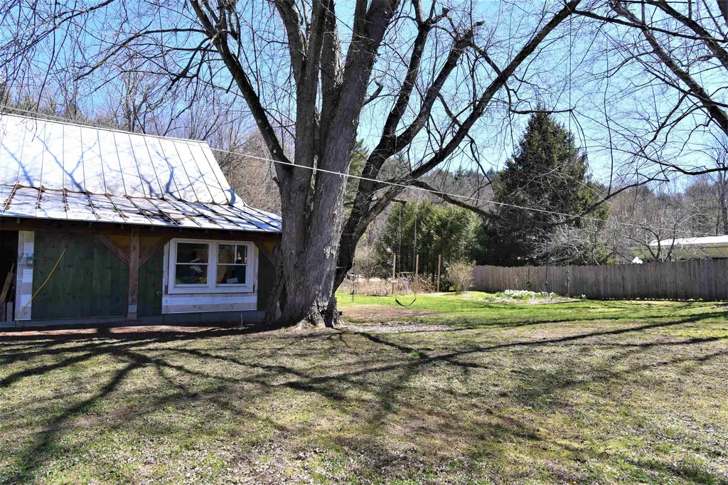 106 Bridge Street Huntington VT 05462