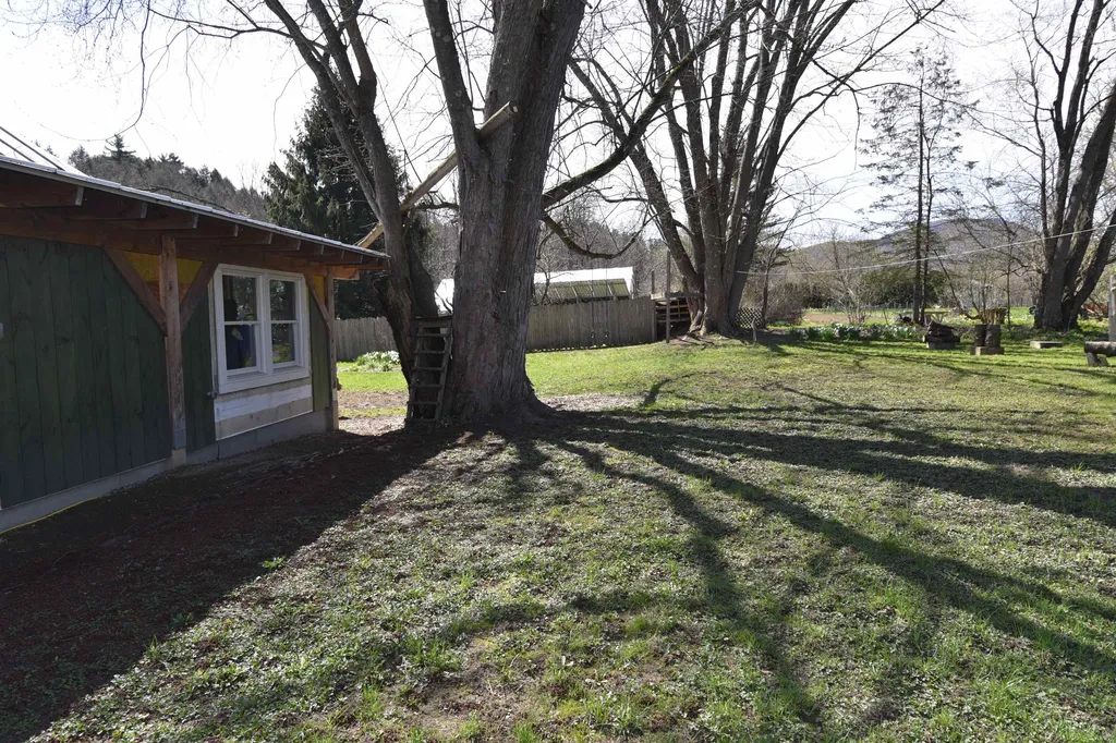 106 Bridge Street Huntington VT 05462