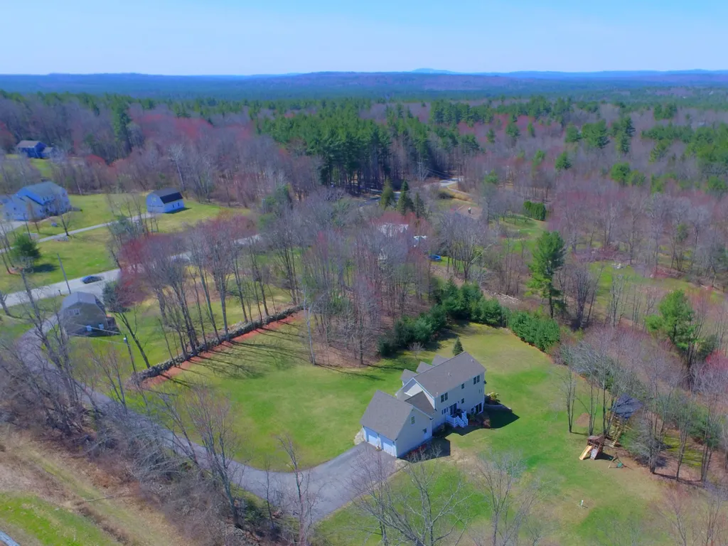 167 Proctor Hill Road Hollis NH 03049