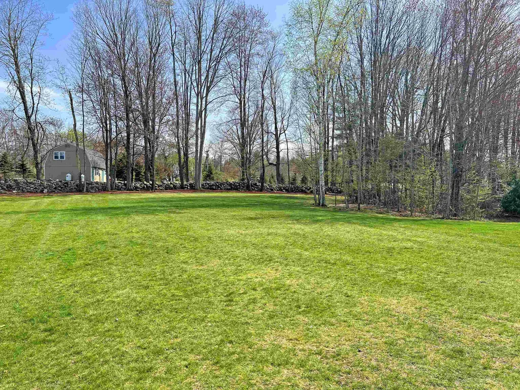 167 Proctor Hill Road Hollis NH 03049