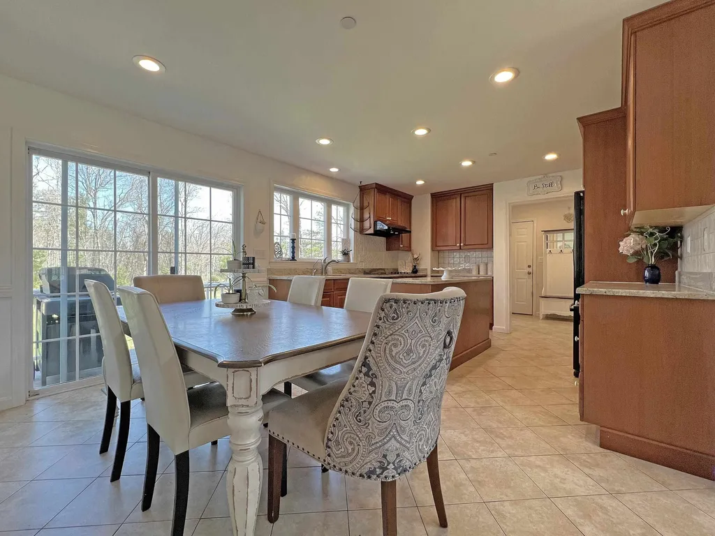 167 Proctor Hill Road Hollis NH 03049