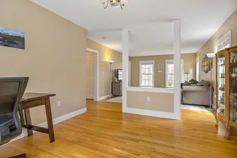 16 Emerson Road Durham NH 03824
