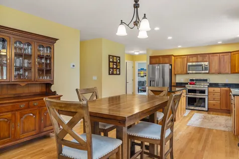 16 Emerson Road Durham NH 03824