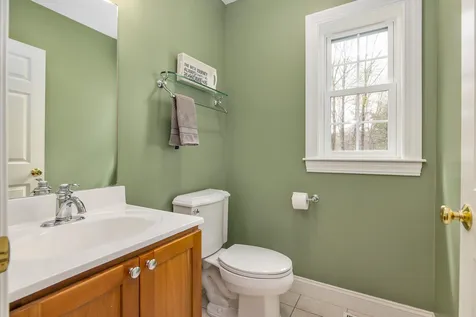 16 Emerson Road Durham NH 03824