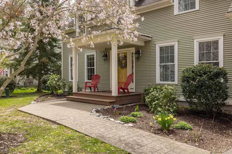 16 Emerson Road Durham NH 03824