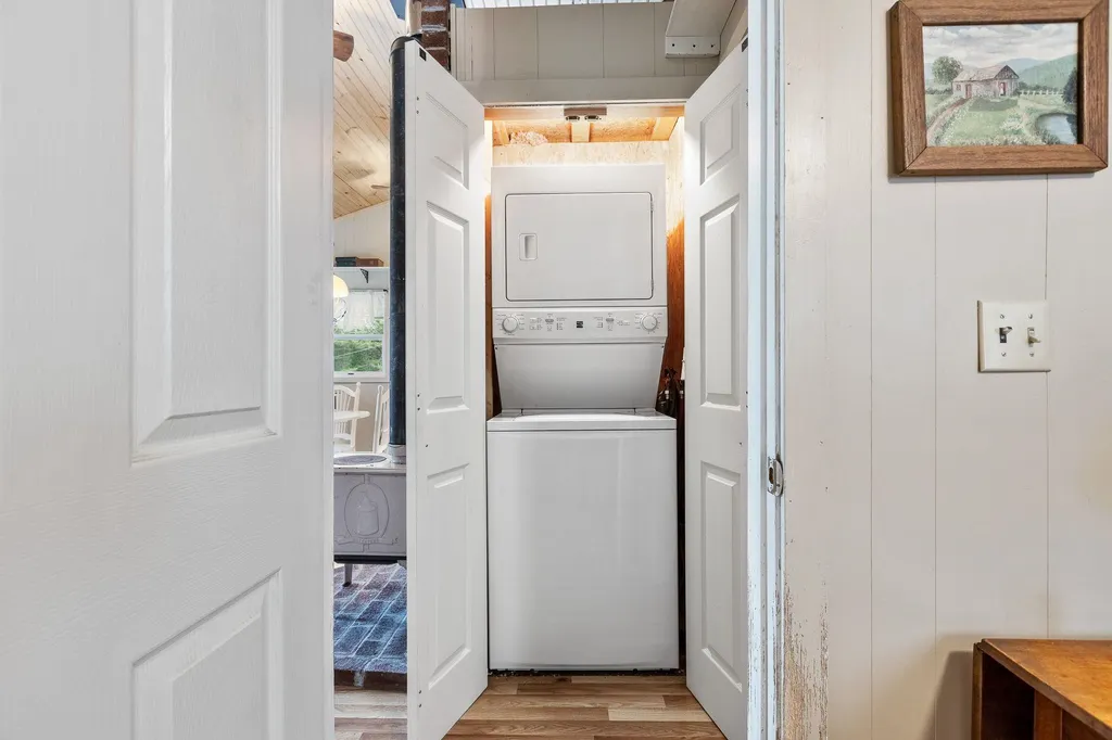 1580 Tenney Pond Road Newbury VT 05051