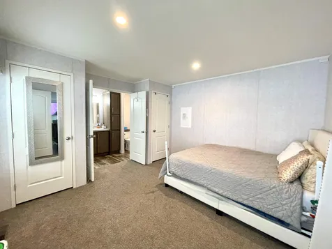 26 Cedar Street Hinsdale NH 03451