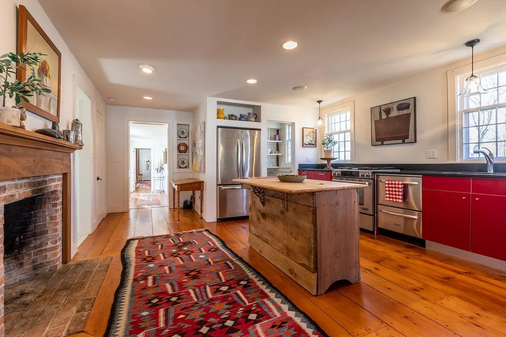 4896 South Road Woodstock VT 05071