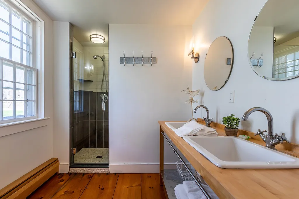 4896 South Road Woodstock VT 05071