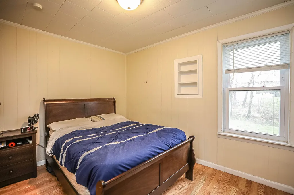 6 Alice Avenue Hooksett NH 03106