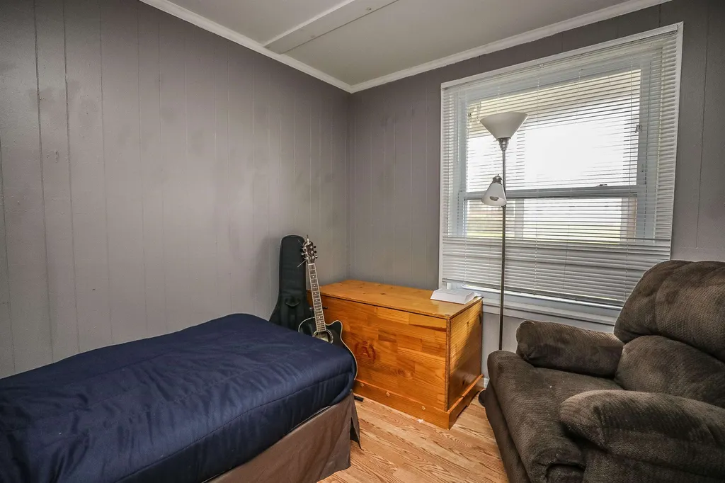 6 Alice Avenue Hooksett NH 03106