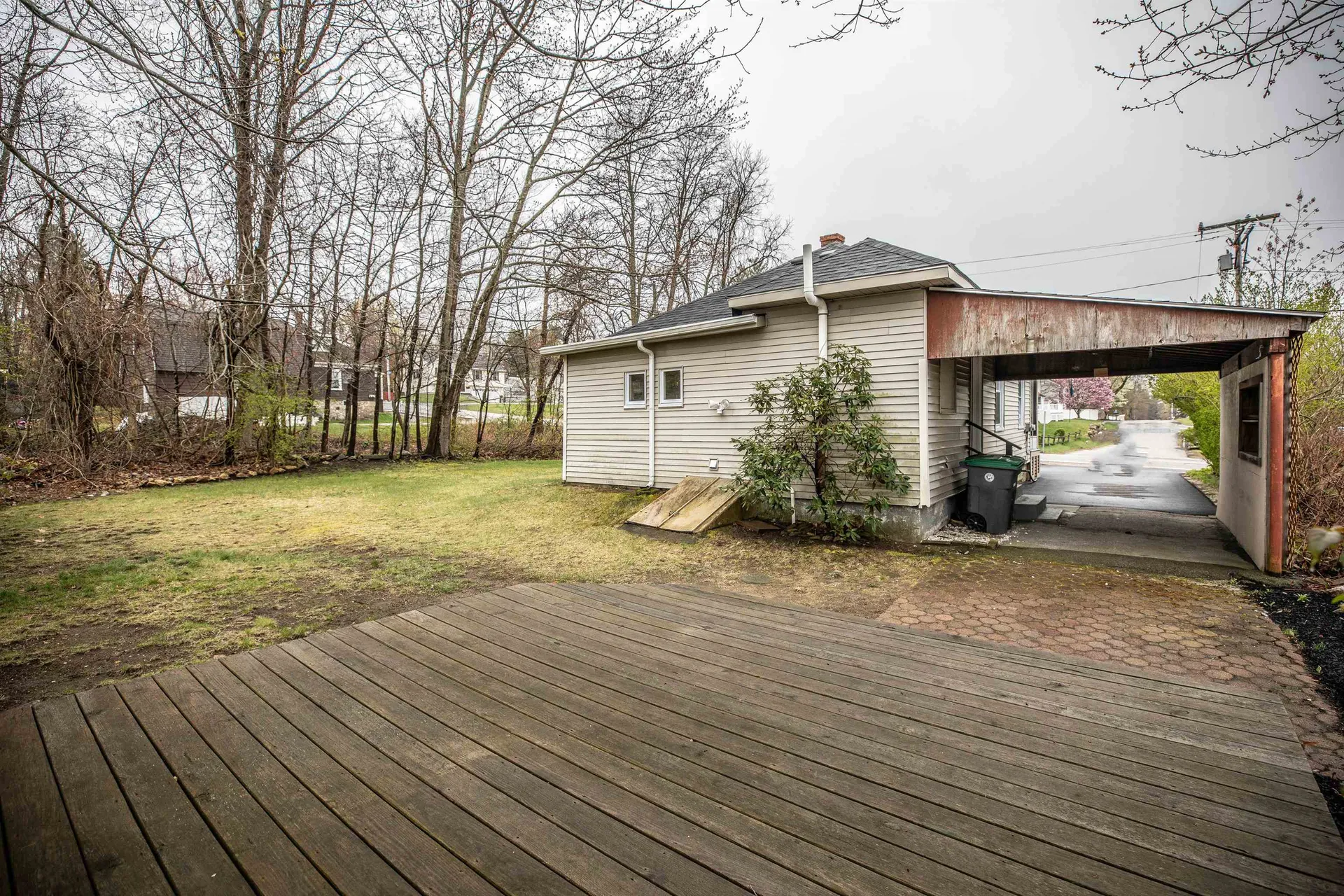 6 Alice Avenue Hooksett NH 03106