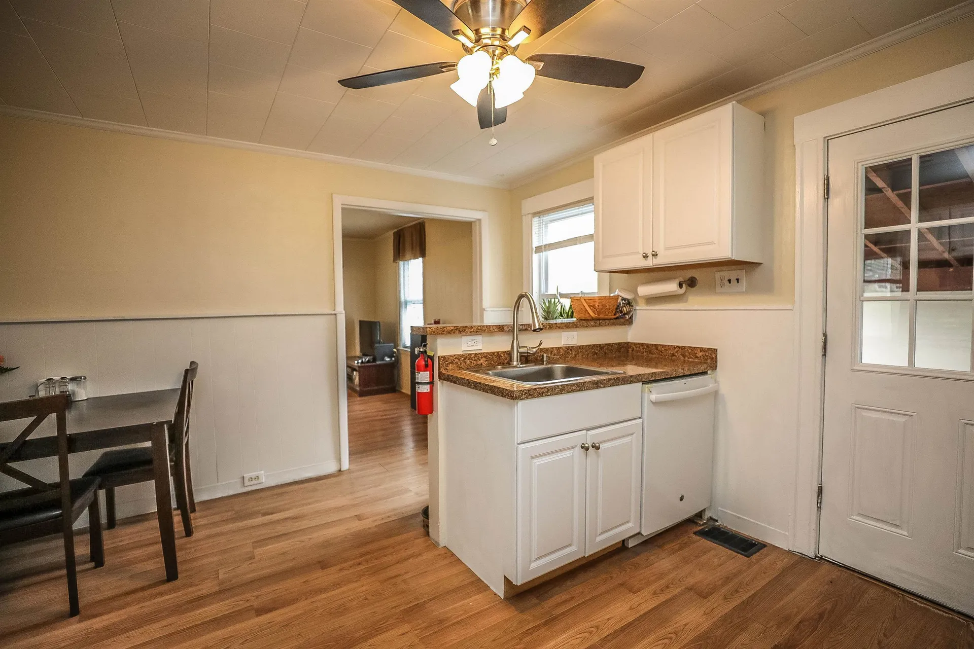6 Alice Avenue Hooksett NH 03106