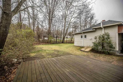 6 Alice Avenue Hooksett NH 03106